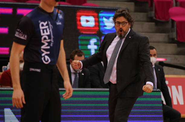 日本队打破 日本队打破