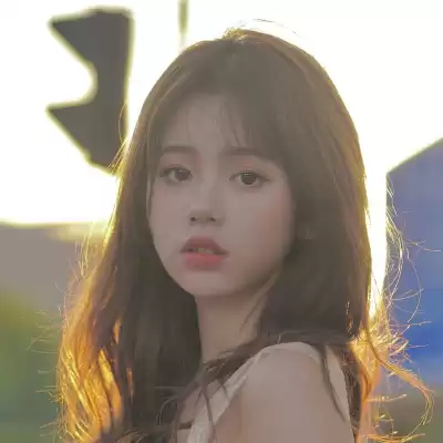 郁雁卉